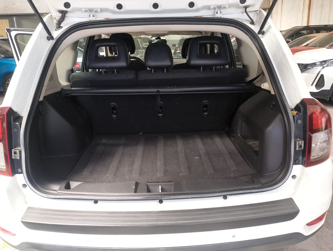 Jeep Compass Compass Sport 4x4 2.4 At 2014 Usado en Usados de Primera - Sergio Escobar