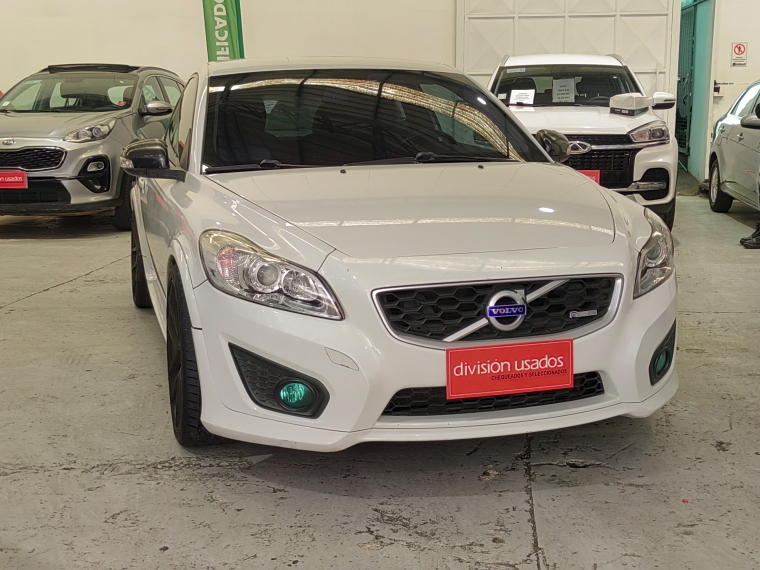 Volvo C30 C30 2.0 T4 Mec R-design 2013 Usado en Rosselot Usados