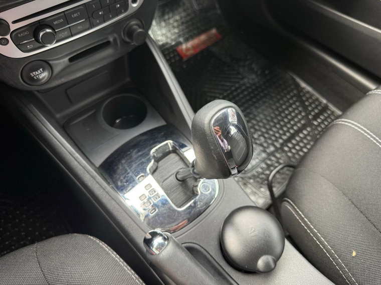 Renault Megane Dynamique Hb 2.0 At 2015 Usado en Automotriz Olea Flaño