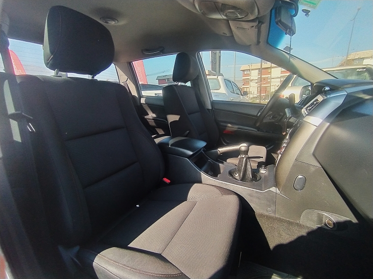 Ssangyong Actyon sport New Actyon Sport 4x2 2.0 Mt A/a Abs Ll -nas612 2017 Usado en Rosselot Usados