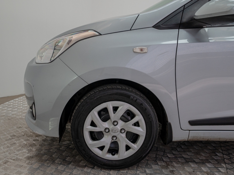 Hyundai Grand i10 1.2 Sdn Mt Gls 2ab Ac Abs Pe 2019 Usado  Usado en Webautos.cl