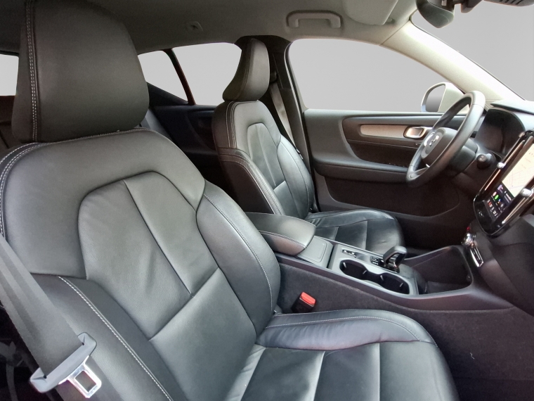 Volvo Xc40 B4 Plus 2.0 Aut 2024 Usado Usado en Webautos.cl Volvo Xc40 B4 Plus 2.0 Aut 2024 Usado Usado en Webautos.cl