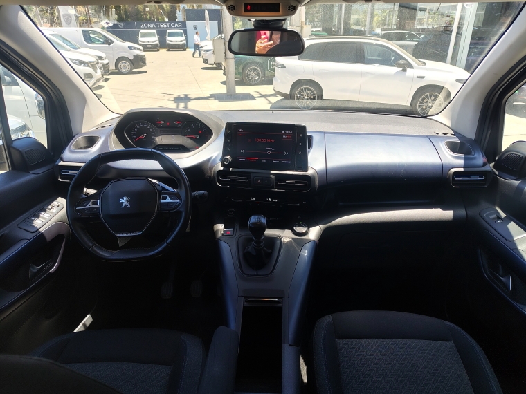 Peugeot Rifter Rifter Bluehdi 130 1.5 2022 Usado en Rosselot Usados