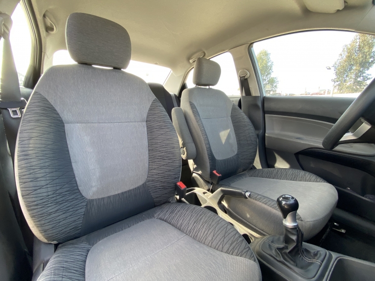 Kia Soluto Soluto 1.4 2023 Usado en Rosselot Usados
