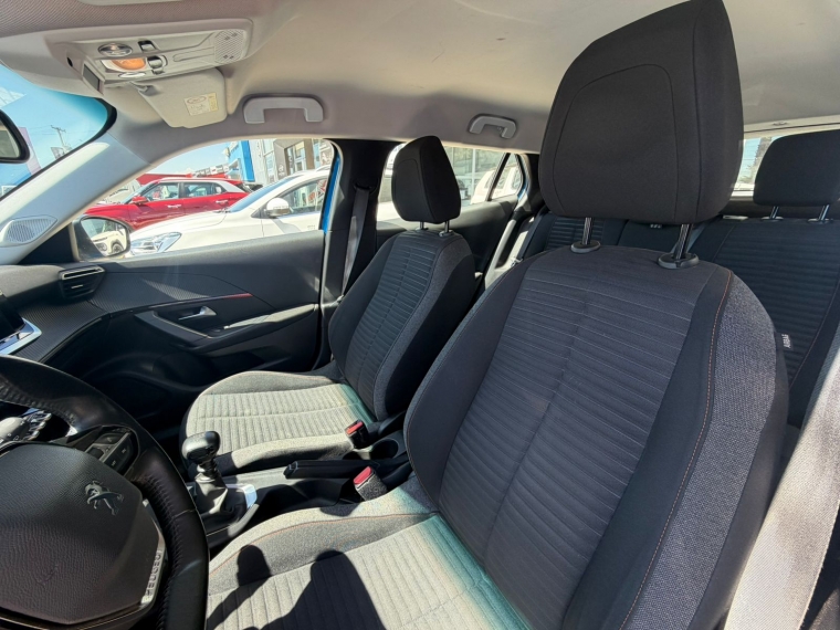 Peugeot 2008 Active 1.2 Puretech  2021 Usado  Usado en Webautos.cl