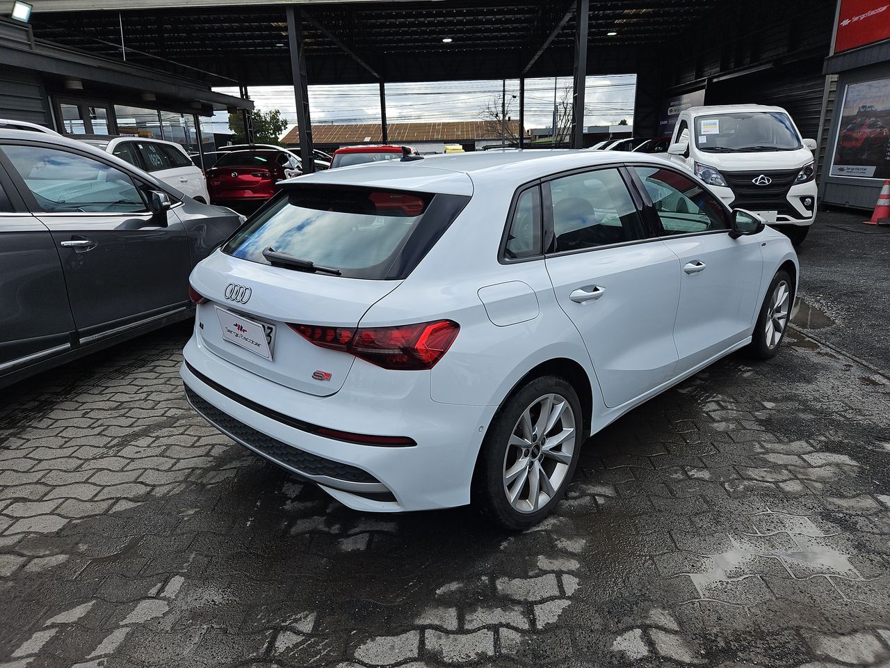 Audi A3 A3 Sportback 35 Tfsi 1.4 Aut 2025 Usado Usado en Webautos.cl Audi A3 A3 Sportback 35 Tfsi 1.4 Aut 2025 Usado Usado en Webautos.cl