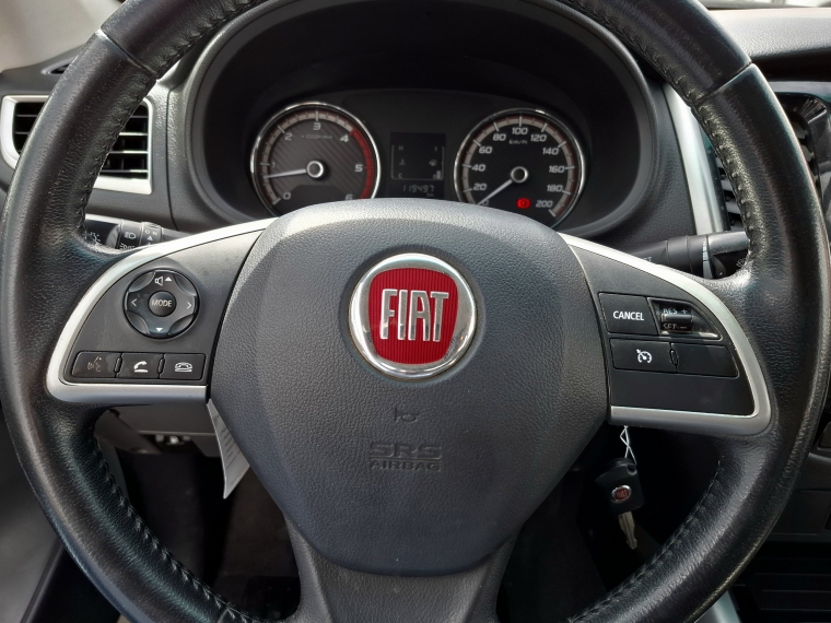 Fiat Fullback Fullback Gls 2.4l Td 152hp Dc 4wd 6mt 2018 Usado en Rosselot Usados