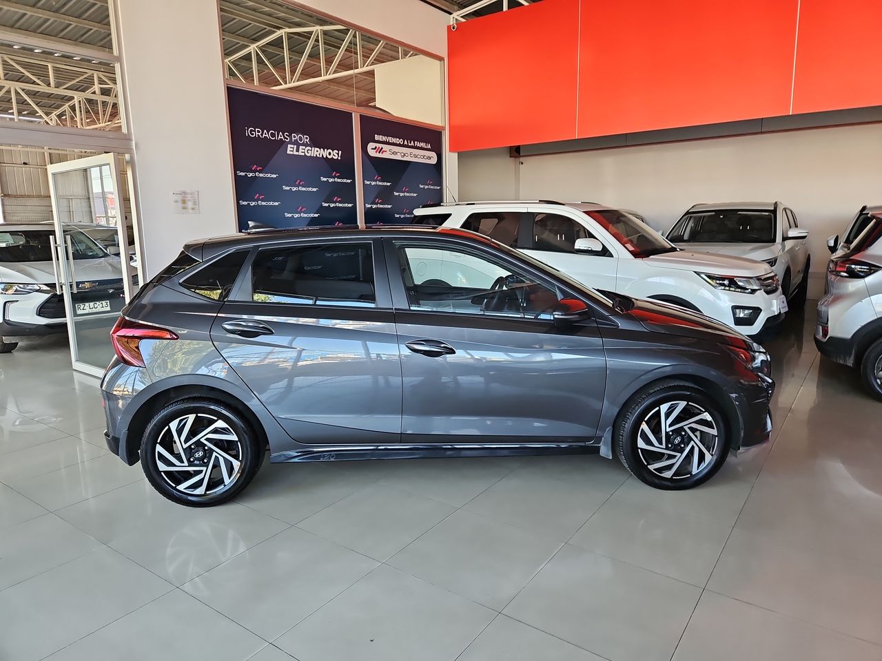 Hyundai I-20 I20 B13 Mpi 1.4 Aut 2024 Usado en Usados de Primera - Sergio Escobar