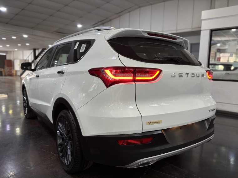 Jetour X70 Glx 1.5t At8  2023  Usado en Grass & Arueste