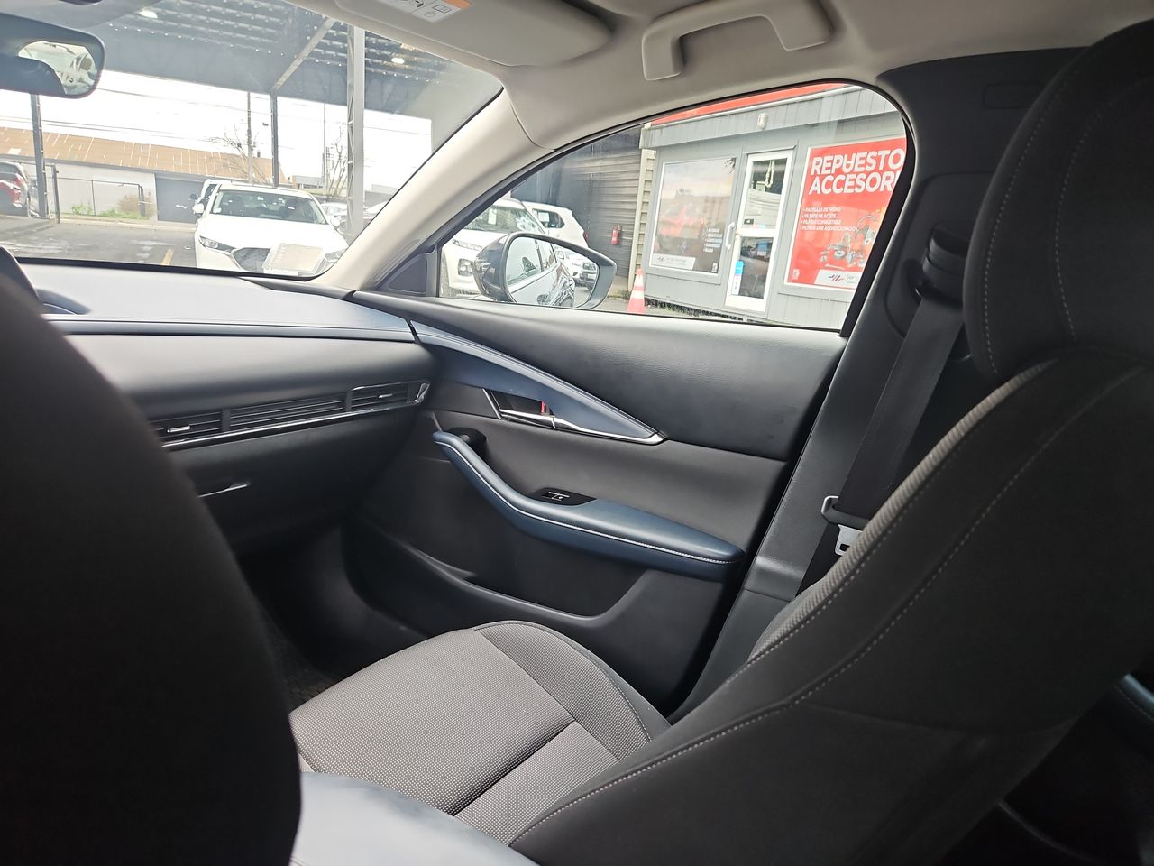 Mazda Cx-30 Cx30 2wd 2.0 Aut. 2023 Usado en Usados de Primera - Sergio Escobar