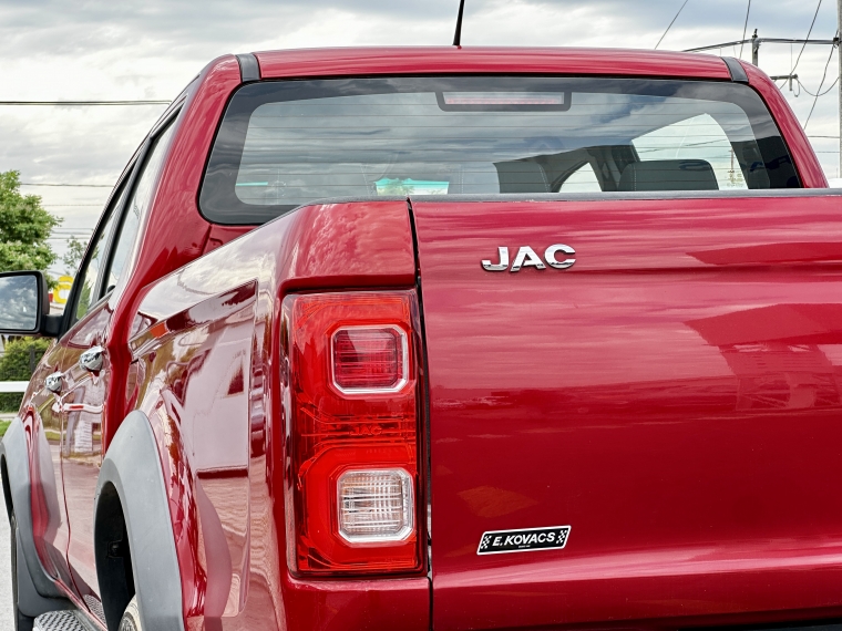 Jac T8 2.0 Comfort Mt 4x2 2023 Usado  Usado en Kovacs Usados