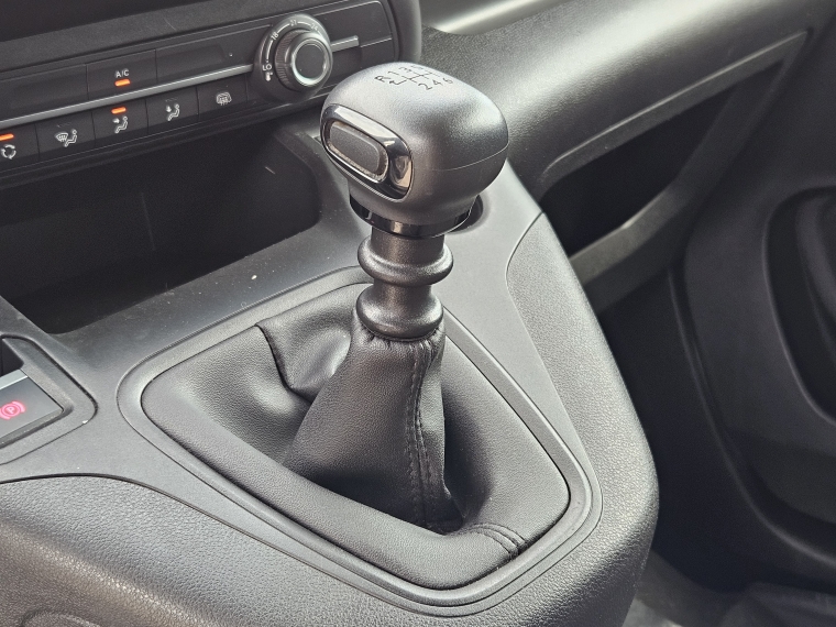 Peugeot Partner L1 Blue Hdi 100 1.5 2023 Usado Usado en Autoselect Usados Peugeot Partner L1 Blue Hdi 100 1.5 2023 Usado Usado en Autoselect Usados