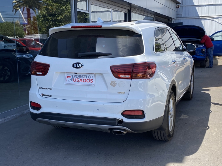 Kia Sorento New Sorento C Ex 2.2l Dsl 8at 2wd 4x2 - 1967 2021 Usado en Rosselot Usados
