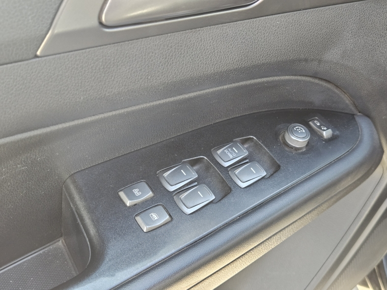 Ssangyong Grand musso Musso Grand 2.2 4x2 Mt - Ql610 Euro Vi Mn 2023 Usado en Rosselot Usados