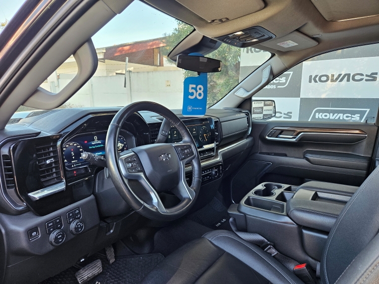 Chevrolet Silverado Silverado Cc Dcab 4x4 5.3 Aut 2024 Usado  Usado en Kovacs Usados