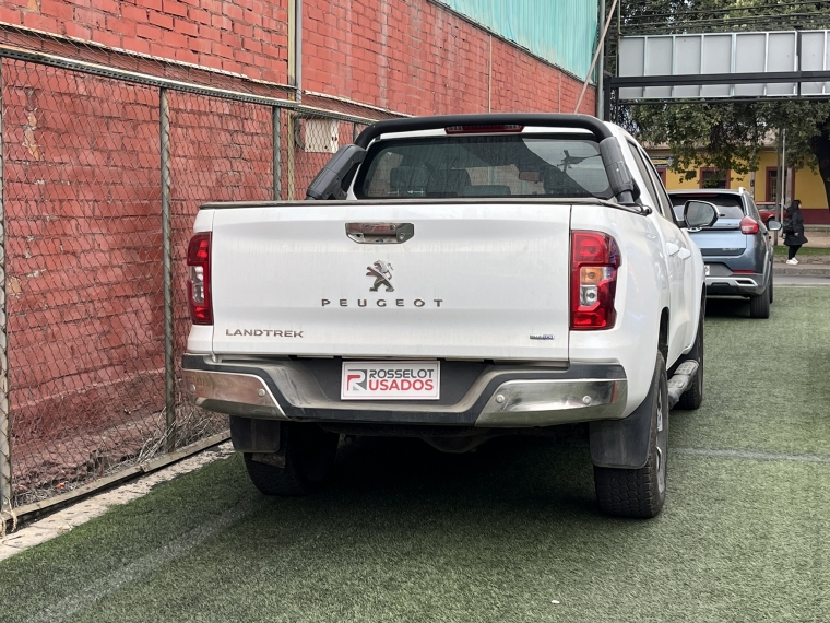 Peugeot Landtrek Landtrek Bluehdi 4x4 2.2 Aut 2025 Usado en Rosselot Usados