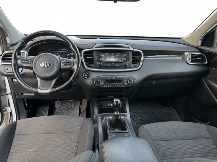 Kia Sorento Ex 2.4l Gsl 6mt 2wd 2018 Usado  Usado en Pompeyo