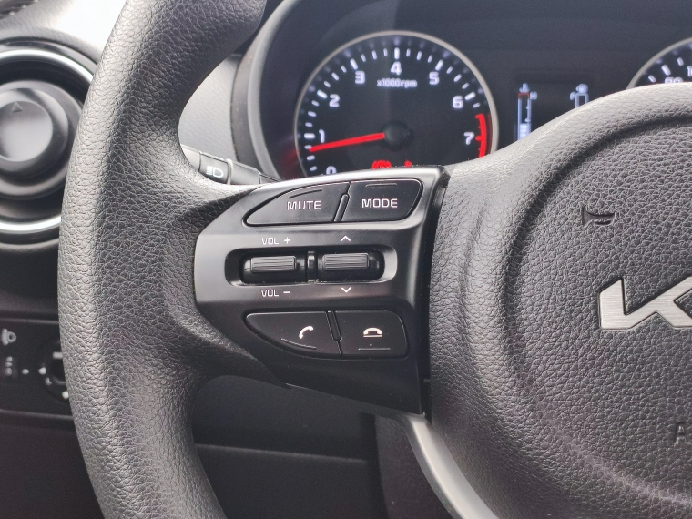 Kia Soluto Soluto Ex 1.4l 5mt Ac - 2235 2023 Usado en Rosselot Usados