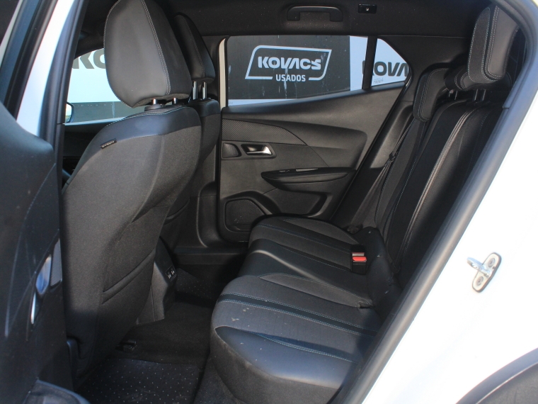 Peugeot 2008 1.5  Blue Hdi  130 Eat8 Aut 2023 Usado  Usado en Kovacs Usados