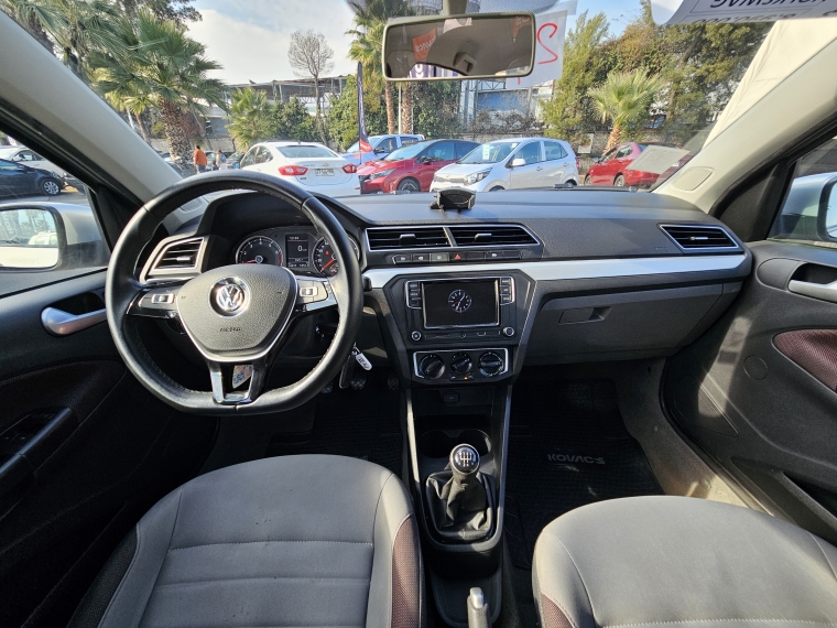 Volkswagen Voyage Highline 1.6 Mt 2022 Usado  Usado en Kovacs Usados