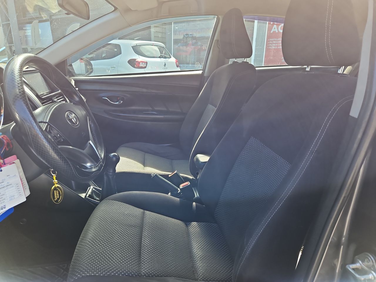 Toyota Yaris Yaris Gli 1.5 2017 Usado en Usados de Primera - Sergio Escobar