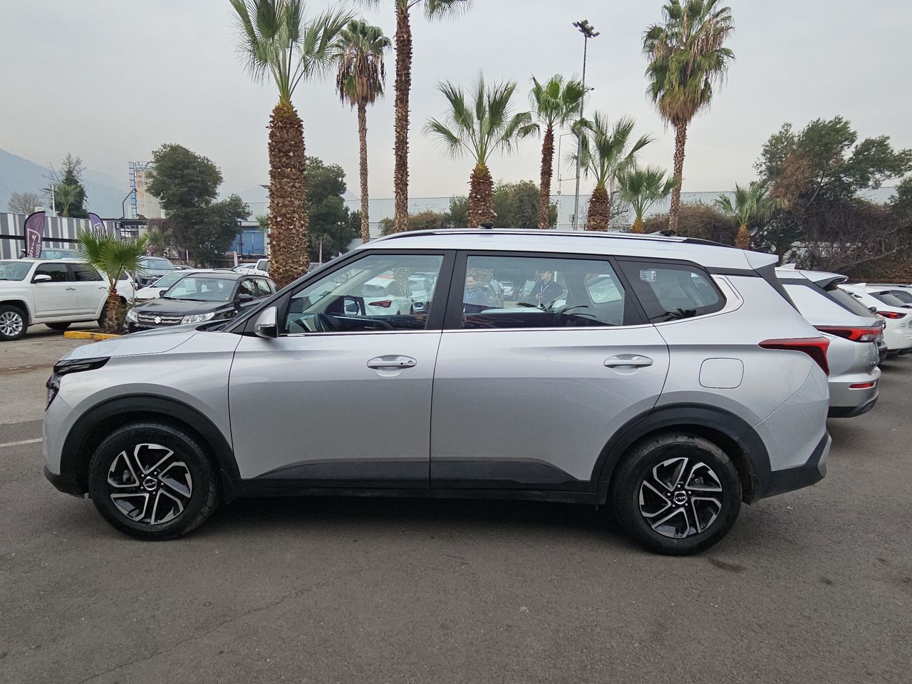 Kia Carens Carens Ex 1.4 Aut 2024 Usado en Usados de Primera - Sergio Escobar