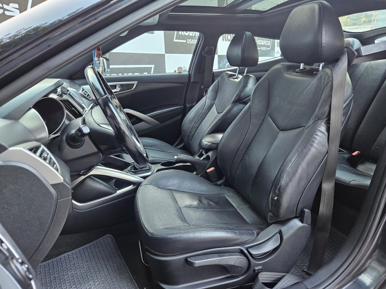 Hyundai Veloster 1.6 Fs 4dr Gls Full Mt 2016 Usado  Usado en Kovacs Usados