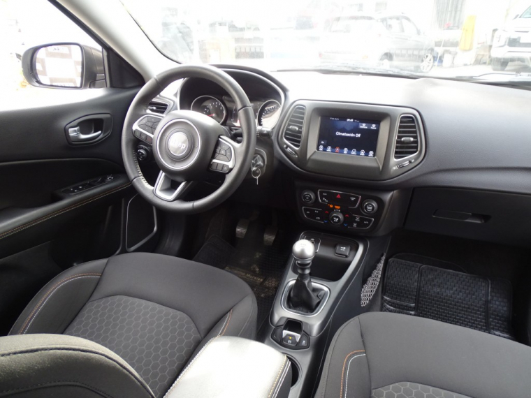 Jeep Compass Mt 2018 Usado Usado en Webautos.cl Jeep Compass Mt 2018 Usado Usado en Webautos.cl