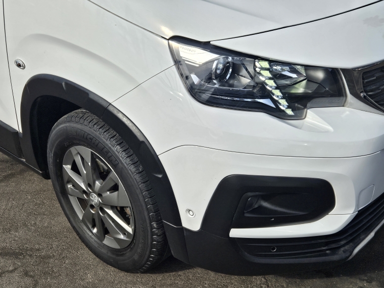 Peugeot Rifter Bluehdi 130 1.5 At 2023 Usado  Usado en Kovacs Usados