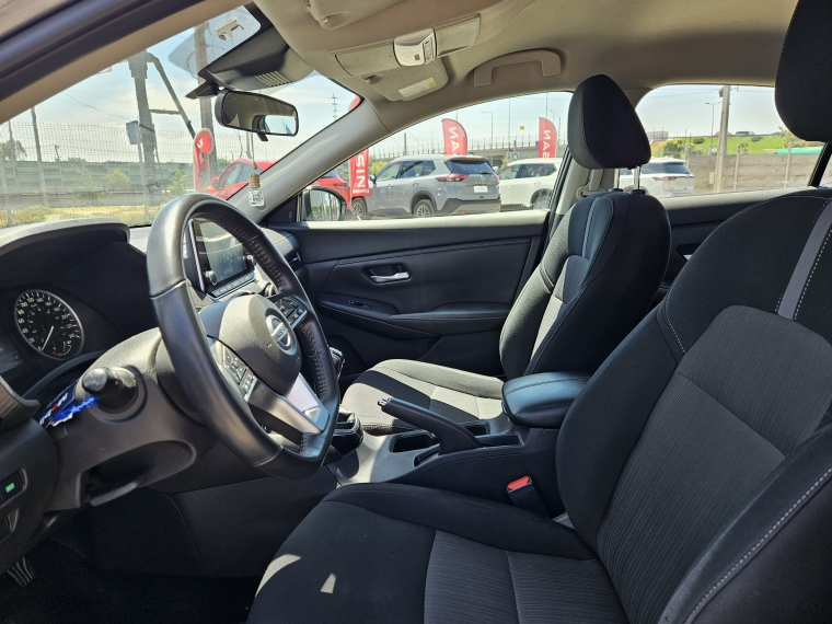 Nissan Sentra Mt 2.0 2023 Usado  Usado en Kovacs Usados