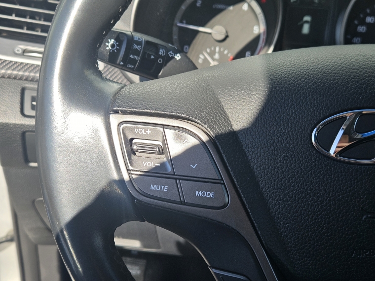 Hyundai Santa fe Gls 2.2 At Diesel 4x2 2017 Usado  Usado en Kovacs Usados
