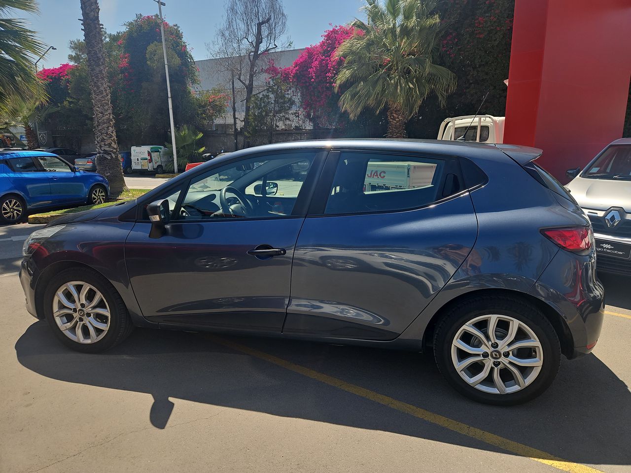 Renault Clio iv Clio Iv Hb Authentique 1.2 2020 Usado en Usados de Primera - Sergio Escobar