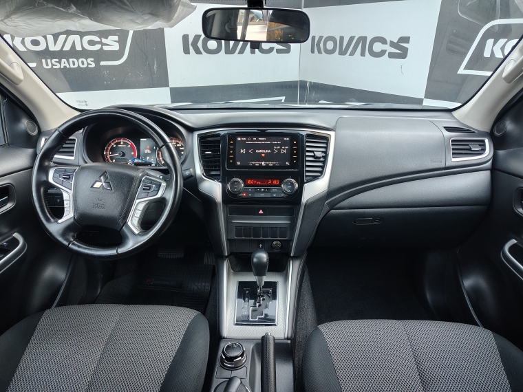 Mitsubishi L200 2.4 Td Dakar Crs Hp At  4x4  Doble Cabina 2023 Usado  Usado en Kovacs Usados