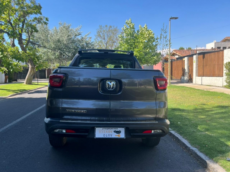 Ram 1000  Big Horn Dcab 1.8 Aut 2023 Usado en Autoadvice Autos Usados