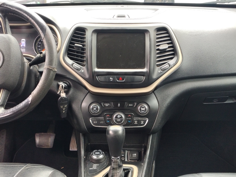 Jeep Cherokee Cherokee Ltd 4x4 2.4 2016 Usado en Rosselot Usados