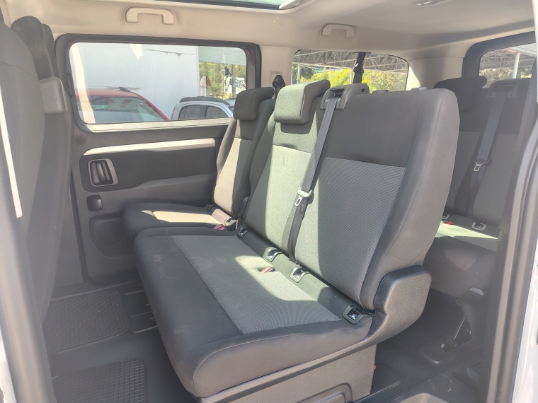 Peugeot Traveller Traveller Business L3 9p Bluehdi 145 2023 Usado en Rosselot Usados