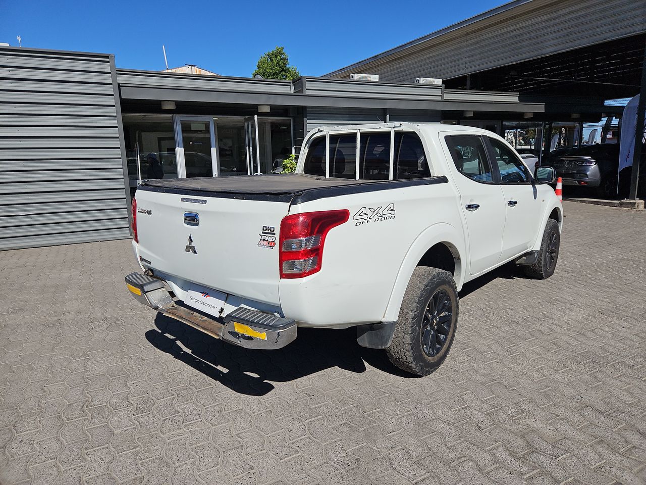 Mitsubishi L200 L200 Katana Dcab Crt 4x4 2.4 2018 Usado Usado en Webautos.cl Mitsubishi L200 L200 Katana Dcab Crt 4x4 2.4 2018 Usado Usado en Webautos.cl