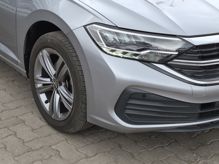 Volkswagen Jetta 1.4 Comfortline Sky At 2024 Usado  Usado en Kovacs Usados