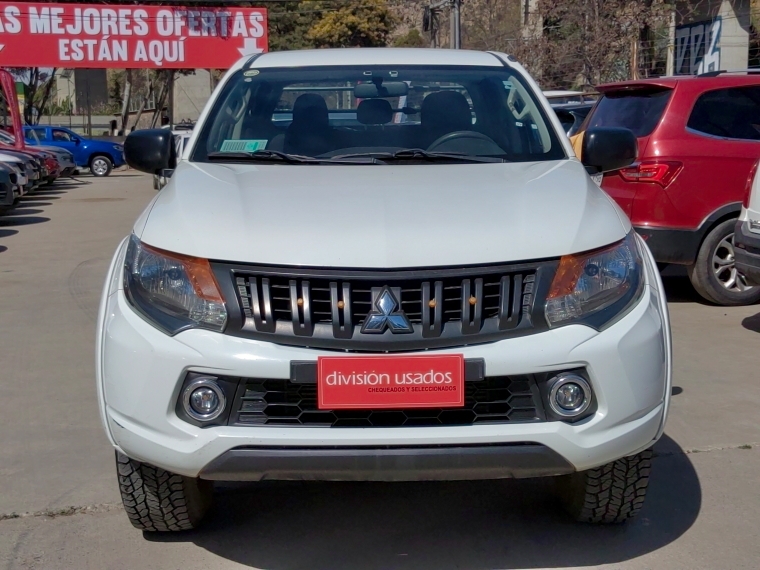 Mitsubishi L200 L200 D/c 2.4 Work Cr 4x2 Wf 2019 Usado en Rosselot Usados