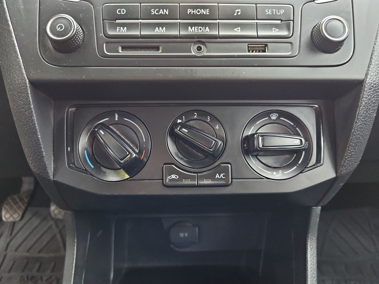 Volkswagen Gol Gol Hb 1.6 2023 Usado en Usados de Primera - Sergio Escobar