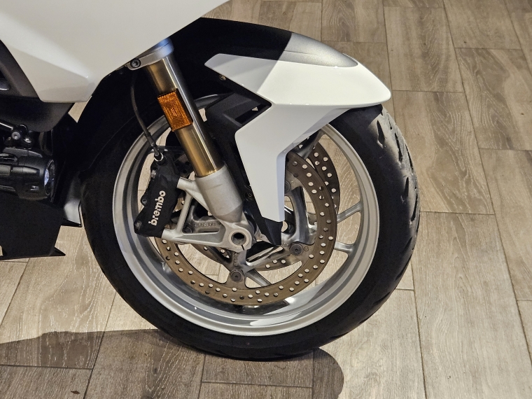 Bmw R 1250 rt . 2023 Usado en BMW Premium Selection Bmw R 1250 rt . 2023 Usado en BMW Premium Selection