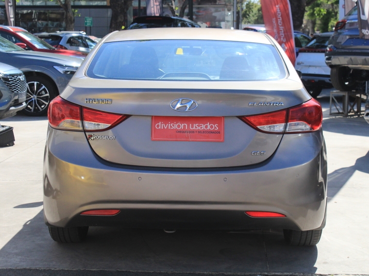 Hyundai Elantra Elantra 1.6 Gls At 2012 Usado en Rosselot Usados