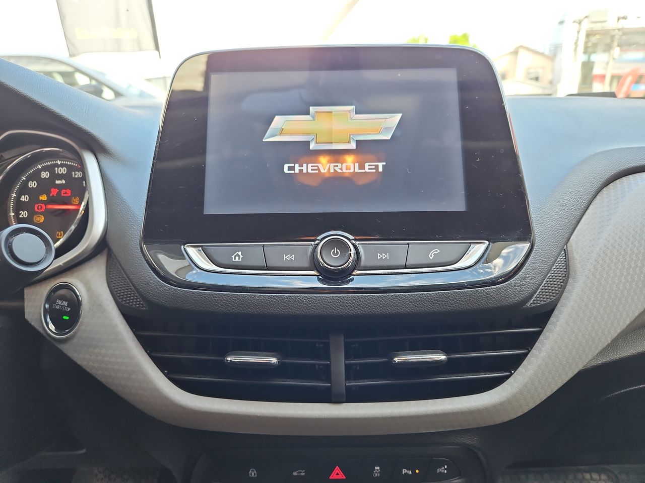 Chevrolet Onix Onix Hb 4x2 1.0 At 2024 Usado en Usados de Primera - Sergio Escobar