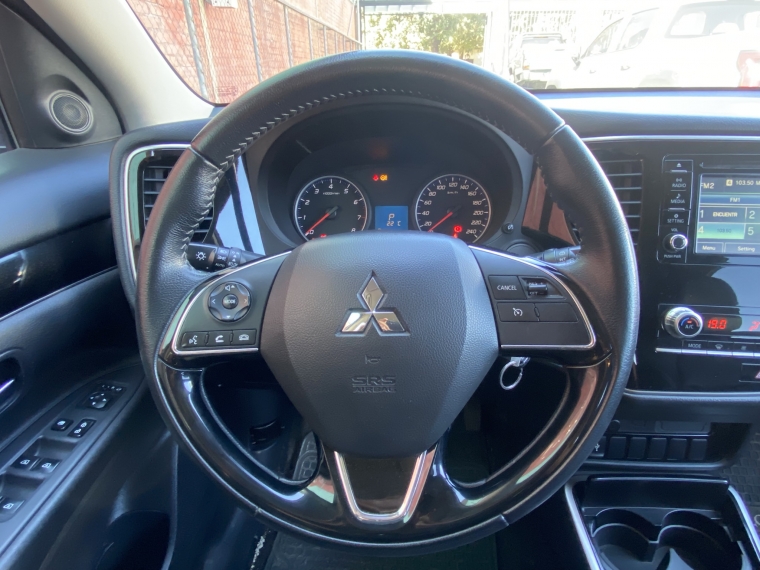 Mitsubishi Outlander Outlander Cvt 2.0 Aut 2022 Usado en Rosselot Usados