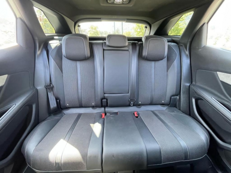 Peugeot 3008 Puretech Gt 180 Eat8 1.6 Aut 2022  Usado en Automarket Chile
