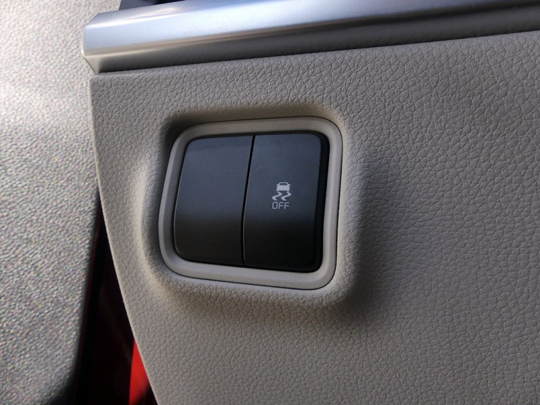 Kia Carens Lx 1.5 2023 Usado Usado en Webautos.cl Kia Carens Lx 1.5 2023 Usado Usado en Webautos.cl