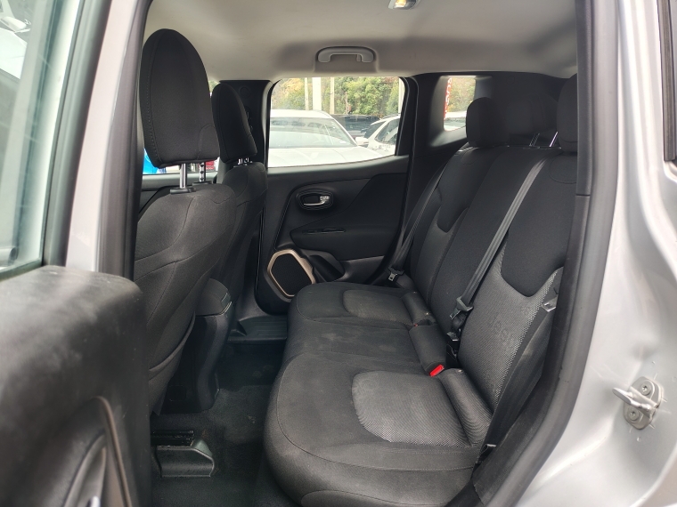 Jeep Renegade Renegade Sport Lx 4x2 Mt 1.8 2016 Usado en Rosselot Usados