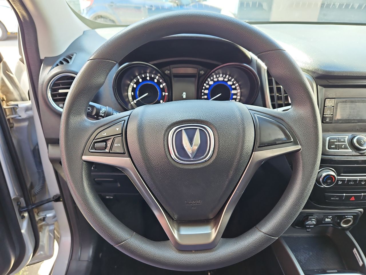 Changan Cs15 Cs15 Hatch Back 1.5 2023 Usado en Usados de Primera - Sergio Escobar