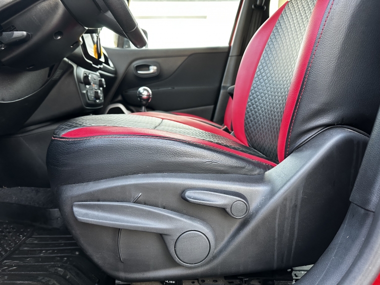 Jeep Renegade Renegade Sport 1.8 2023 Usado en Rosselot Usados