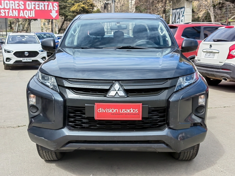 Mitsubishi L200 L200 D/c 2.4 Work Cr 4x2 Wf 2021 Usado en Rosselot Usados